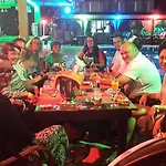 מלון דירות Orientt *
