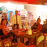 Orientt Apartahotel